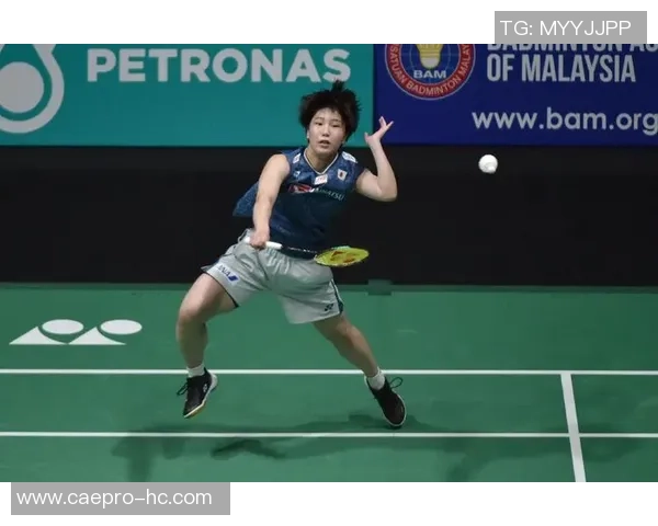 武汉羽毛球队在钻石联赛中以50分稳居积分榜首位展现强劲实力